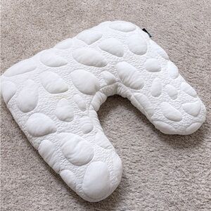 Nook Breastfeeding pillow